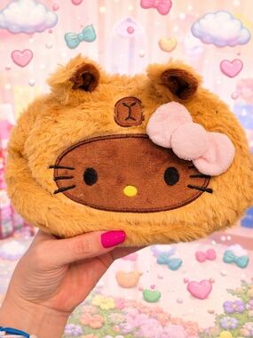 Plush Bear Face Coin Purse with Pink Bow